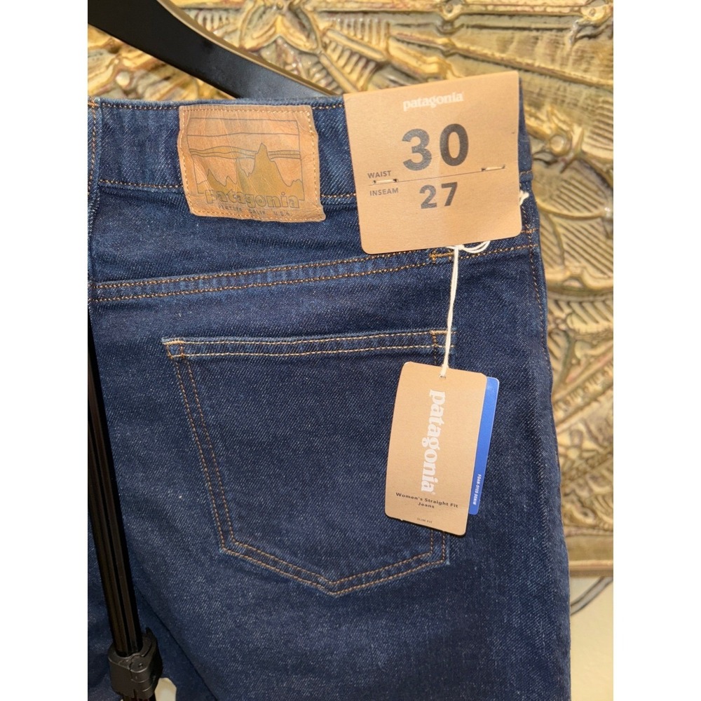 Patagonia Women's Straight Fit Jeans Dark Wash Denim Size 30x27 NWT - Picture 4 of 5